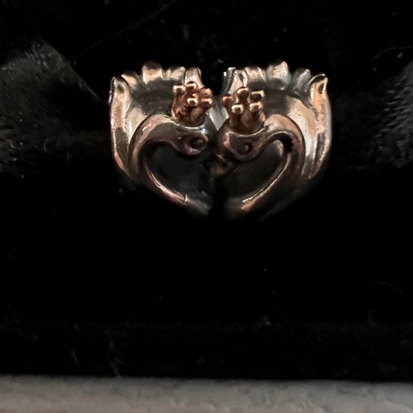 COPY - Retired New in Box Pandora Sterling Swan Embrace Animal Charm w/ 14k Gol… - Picture 4 of 4